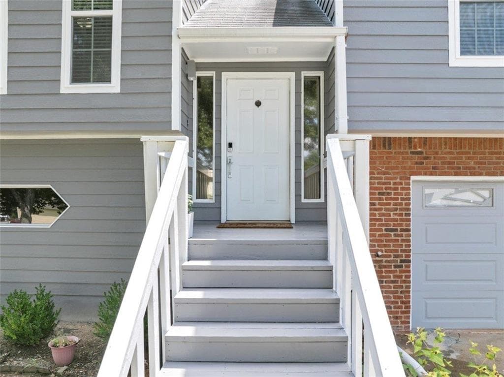 6 bedroom, 4 bathroom, 1,950 sq ft single family residence for sale at 1860 David Drive, Douglasville, GA 30135 — photo 5