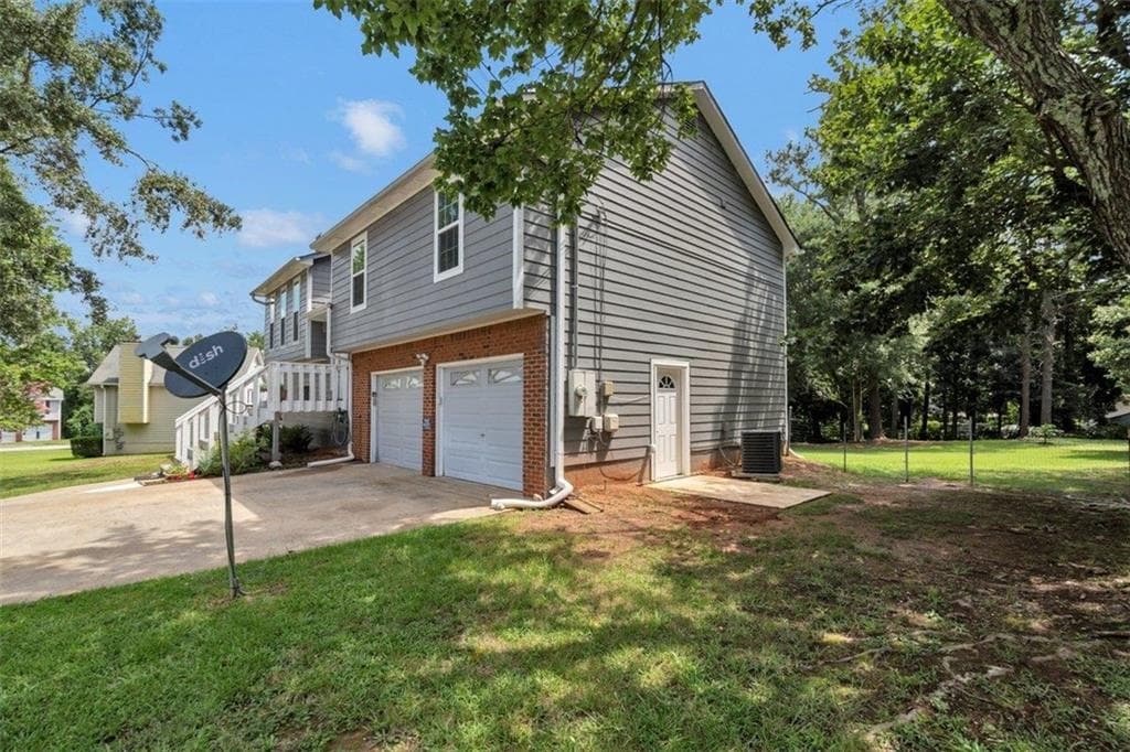 6 bedroom, 4 bathroom, 1,950 sq ft single family residence for sale at 1860 David Drive, Douglasville, GA 30135 — photo 6
