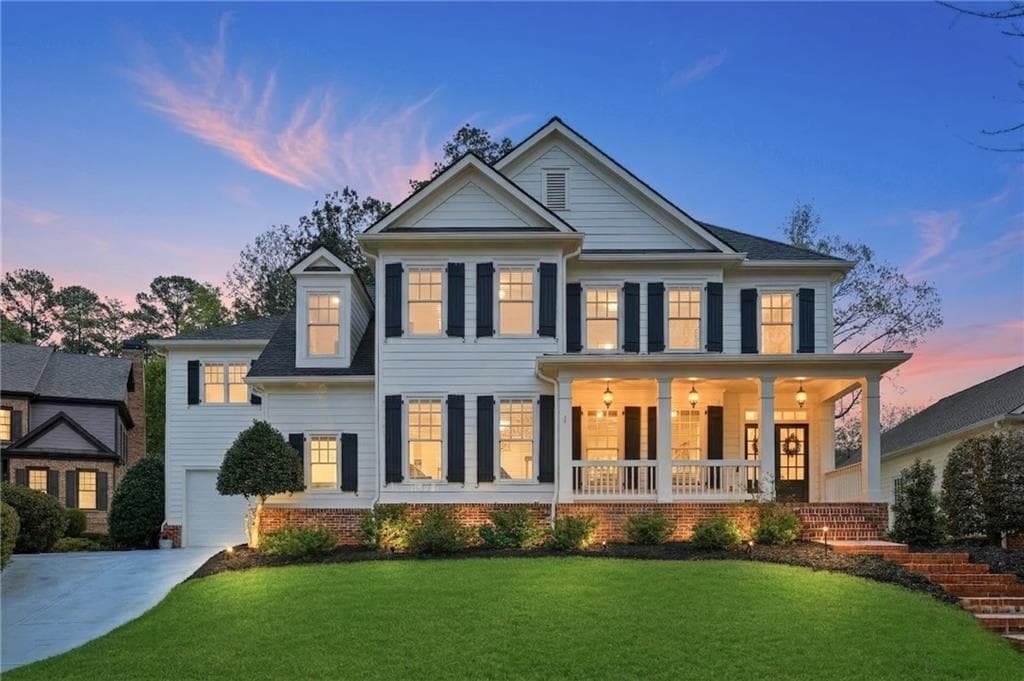 5 bedroom, 6 bathroom, 5,290 sq ft single family residence for sale at 5069 Tarry Glen Drive, Suwanee, GA 30024 — photo 2