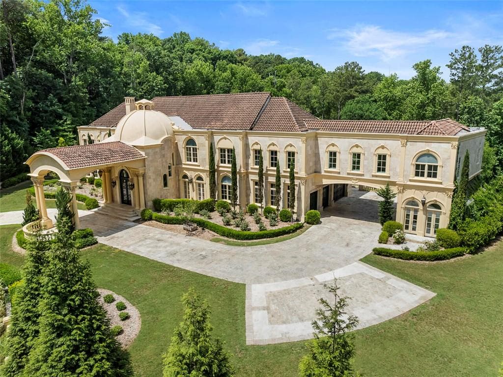 8 bedroom, 15 bathroom single family residence for rent at 6420 Riverside Drive, Sandy Springs, GA 30328 for $48,000 a month — photo 2