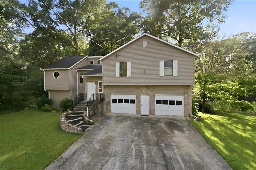 3635 Nessa Court, Smyrna, GA 30082 — most recent listing photo