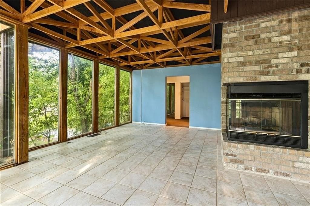 3 bedroom, 3 bathroom, 1,908 sq ft single family residence for sale at 930 Charles Allen Drive, Atlanta, GA 30309 — photo 6
