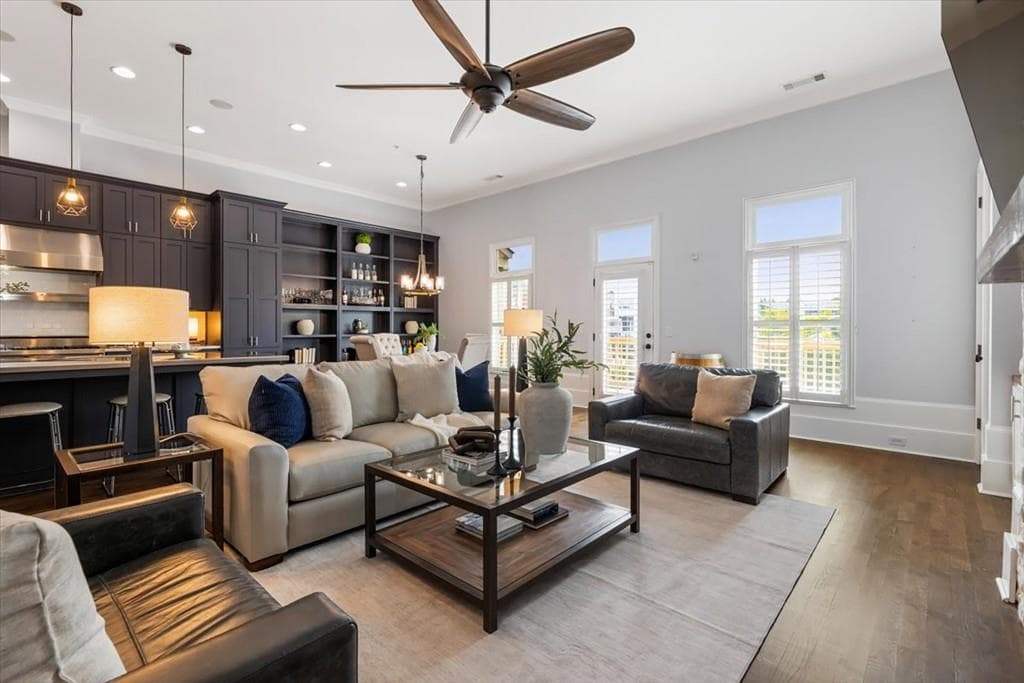 2 bedroom, 3 bathroom, 1,769 sq ft condominium for sale at 5850 Charlotte Lane E1, Cumming, GA 30040 — photo 9