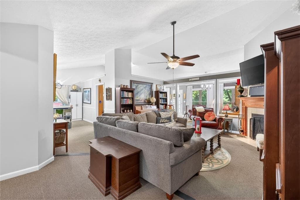 3 bedroom, 2 bathroom, 2,076 sq ft single family residence for sale at 841 Highway 82, Winder, GA 30680 — photo 6