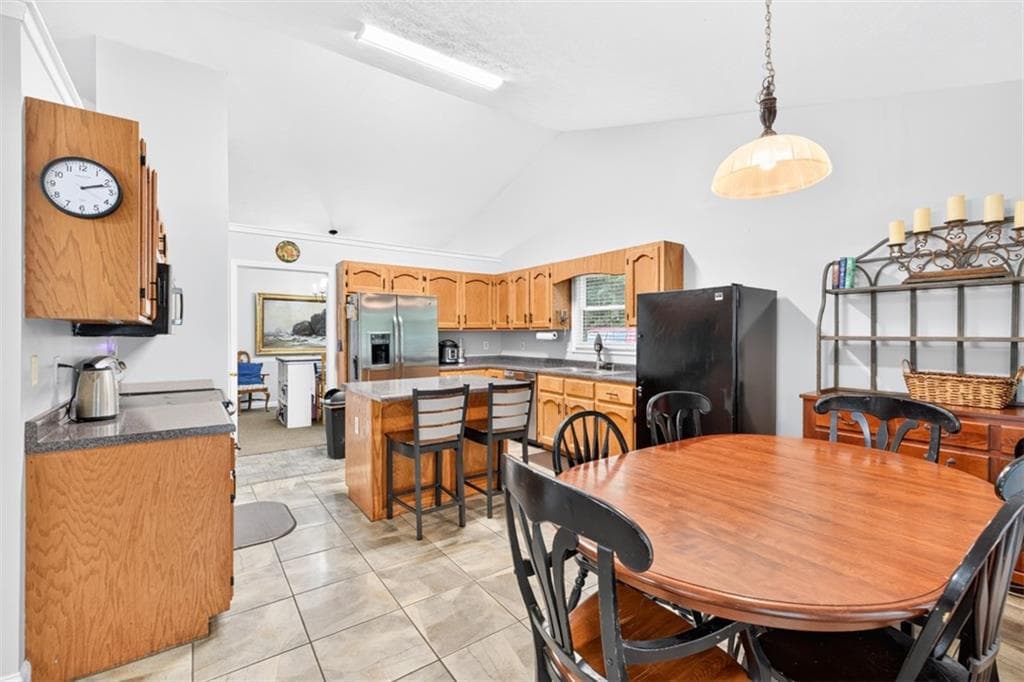 3 bedroom, 2 bathroom, 2,076 sq ft single family residence for sale at 841 Highway 82, Winder, GA 30680 — photo 7