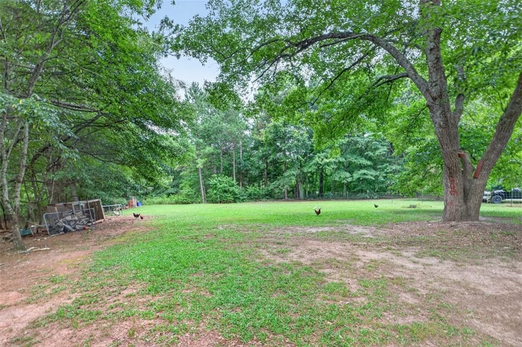 3 bedroom, 2 bathroom, 2,076 sq ft single family residence for sale at 841 Highway 82, Winder, GA 30680 — photo 10