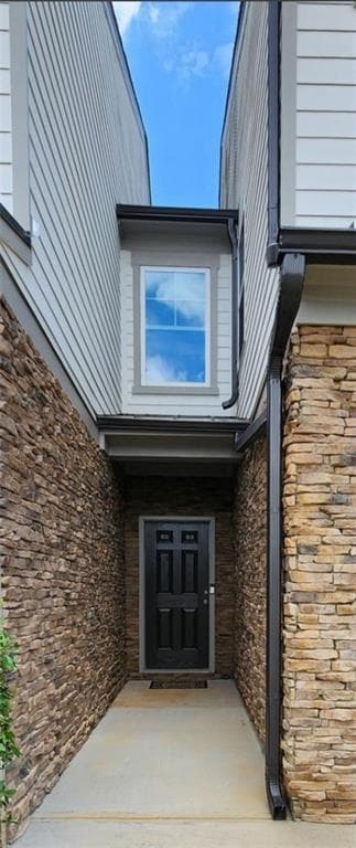 3 bedroom, 3 bathroom, 1,815 sq ft townhouse for sale at 5815 Thornton Drive, Cumming, GA 30028 — photo 3