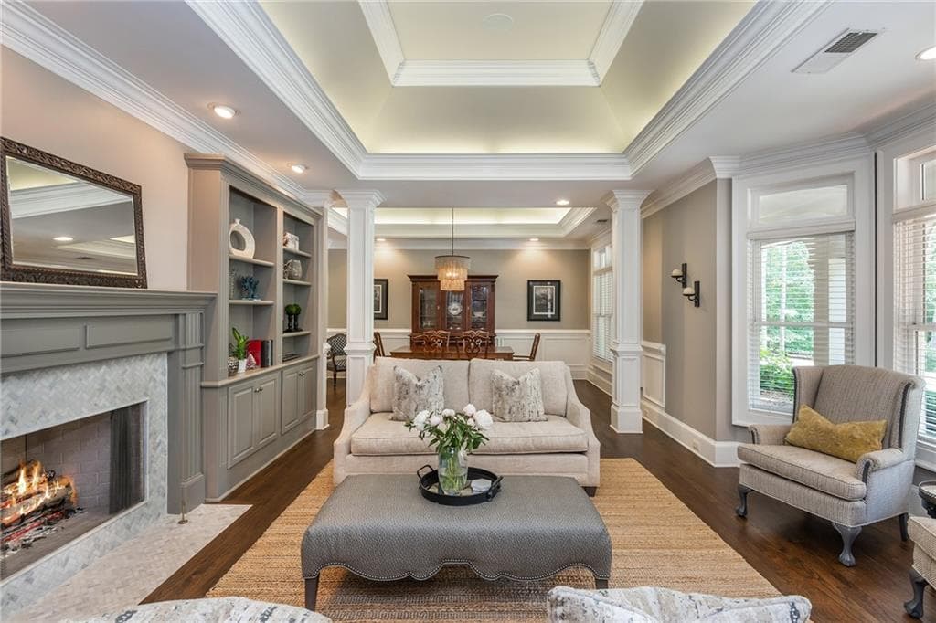 6 bedroom, 7 bathroom, 7,043 sq ft single family residence for sale at 1025 Stonegate Court, Roswell, GA 30075 — photo 8