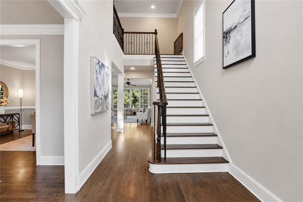 5 bedroom, 6 bathroom, 5,290 sq ft single family residence for sale at 5069 Tarry Glen Drive, Suwanee, GA 30024 — photo 4