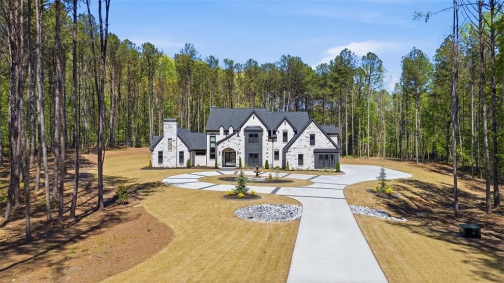 6 bedroom, 5 bathroom, 7,125 sq ft single family residence for sale at 1315 Sandy Creek Road, Tyrone, GA 30290 — photo 2