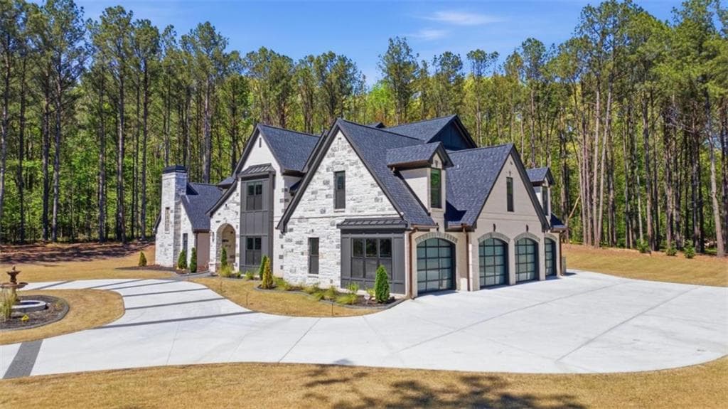 6 bedroom, 5 bathroom, 7,125 sq ft single family residence for sale at 1315 Sandy Creek Road, Tyrone, GA 30290 — photo 6