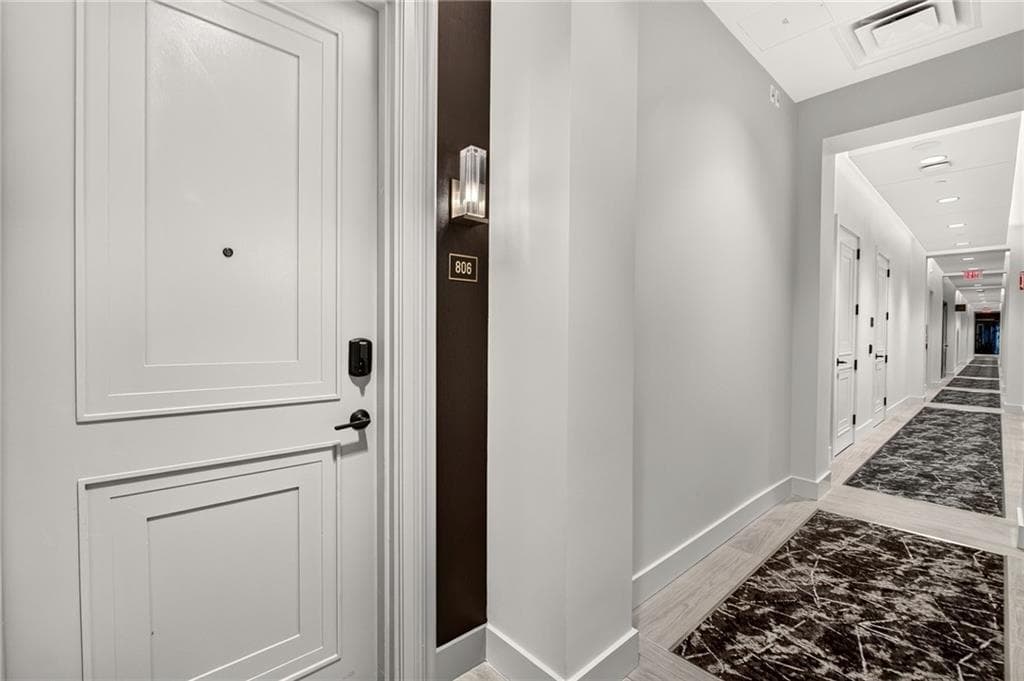 2 bedroom, 3 bathroom, 1,923 sq ft condominium for sale at 40 12th Street 806, Atlanta, GA 30309 — photo 2