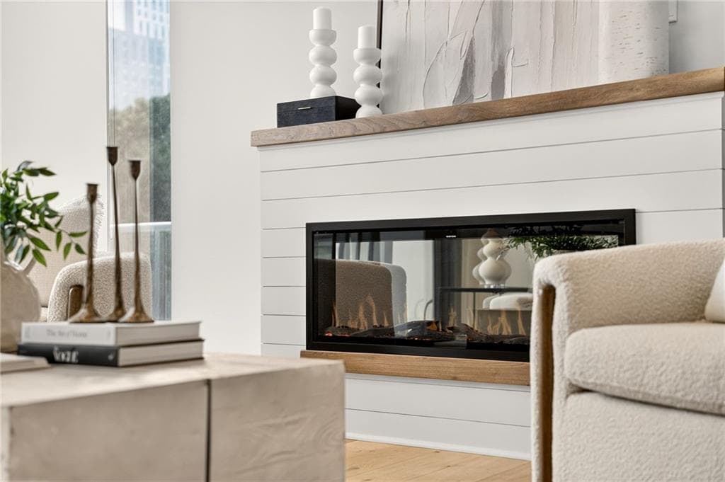 2 bedroom, 3 bathroom, 1,923 sq ft condominium for sale at 40 12th Street 806, Atlanta, GA 30309 — photo 7