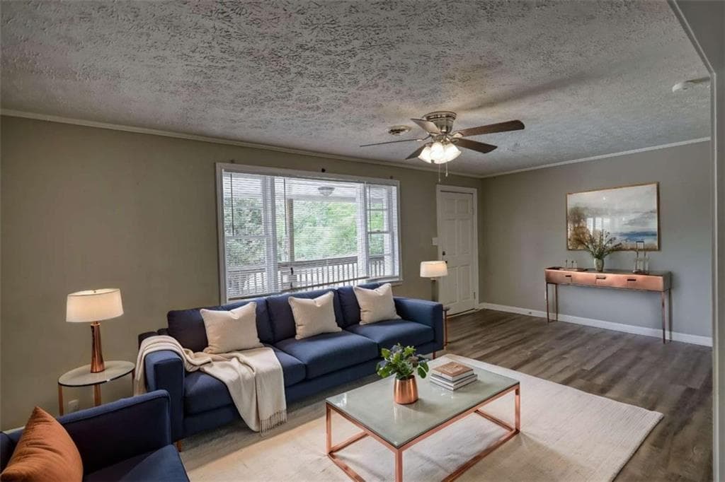 3 bedroom, 2 bathroom, 1,782 sq ft single family residence under contract at 180 Capitol Avenue, Winder, GA 30680 — photo 8