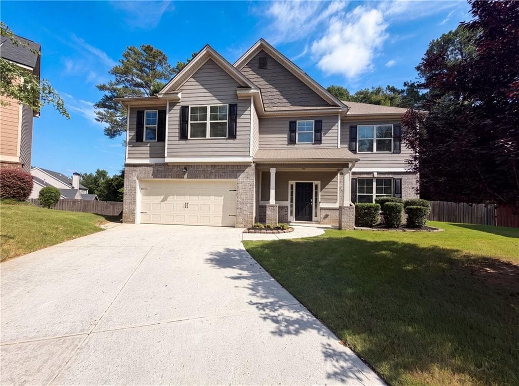 4 bedroom, 2 bathroom, 2,685 sq ft single family residence for sale at 2321 Willow Shade Lane, Loganville, GA 30052 — photo 1 of 20