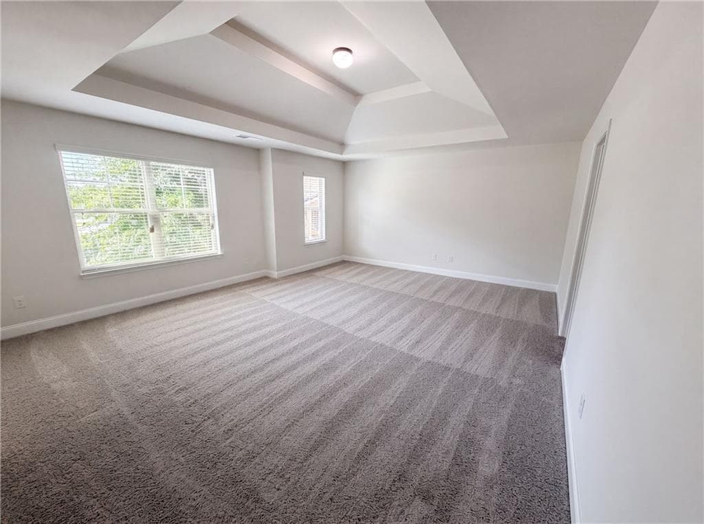 4 bedroom, 2 bathroom, 2,685 sq ft single family residence for sale at 2321 Willow Shade Lane, Loganville, GA 30052 — photo 4