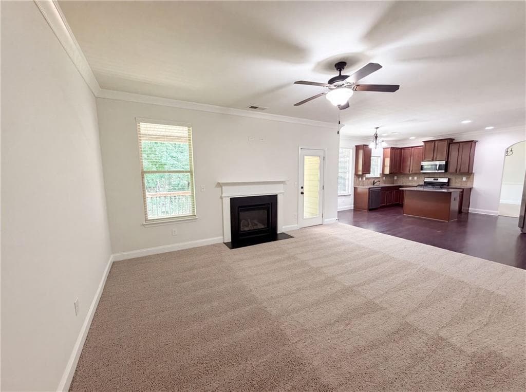 4 bedroom, 2 bathroom, 2,685 sq ft single family residence for sale at 2321 Willow Shade Lane, Loganville, GA 30052 — photo 8