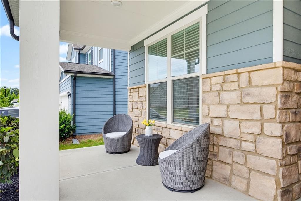 5 bedroom, 4 bathroom, 3,104 sq ft single family residence for sale at 518 Cunninghame Court, Peachtree City, GA 30269 — photo 3