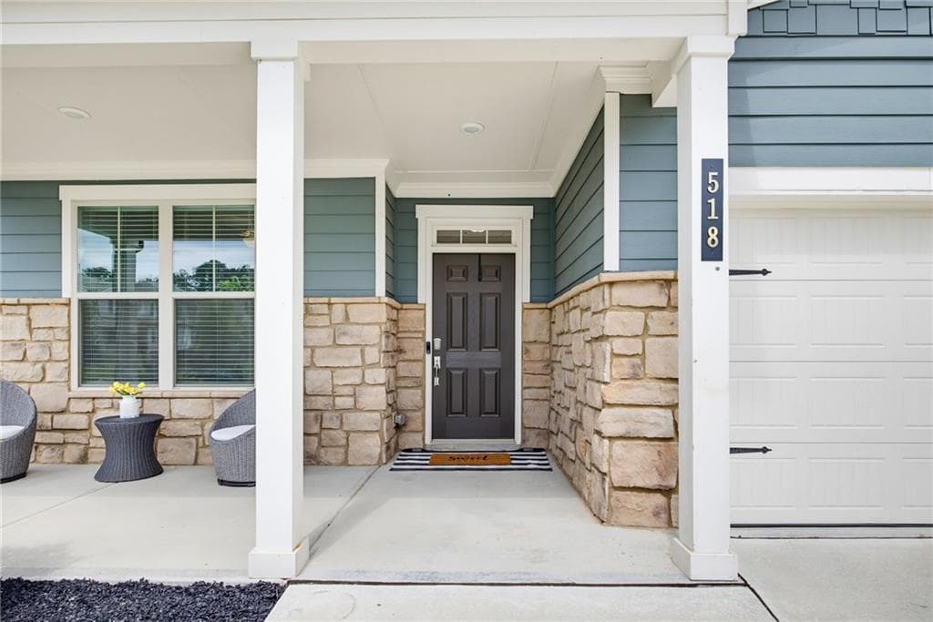 5 bedroom, 4 bathroom, 3,104 sq ft single family residence for sale at 518 Cunninghame Court, Peachtree City, GA 30269 — photo 4