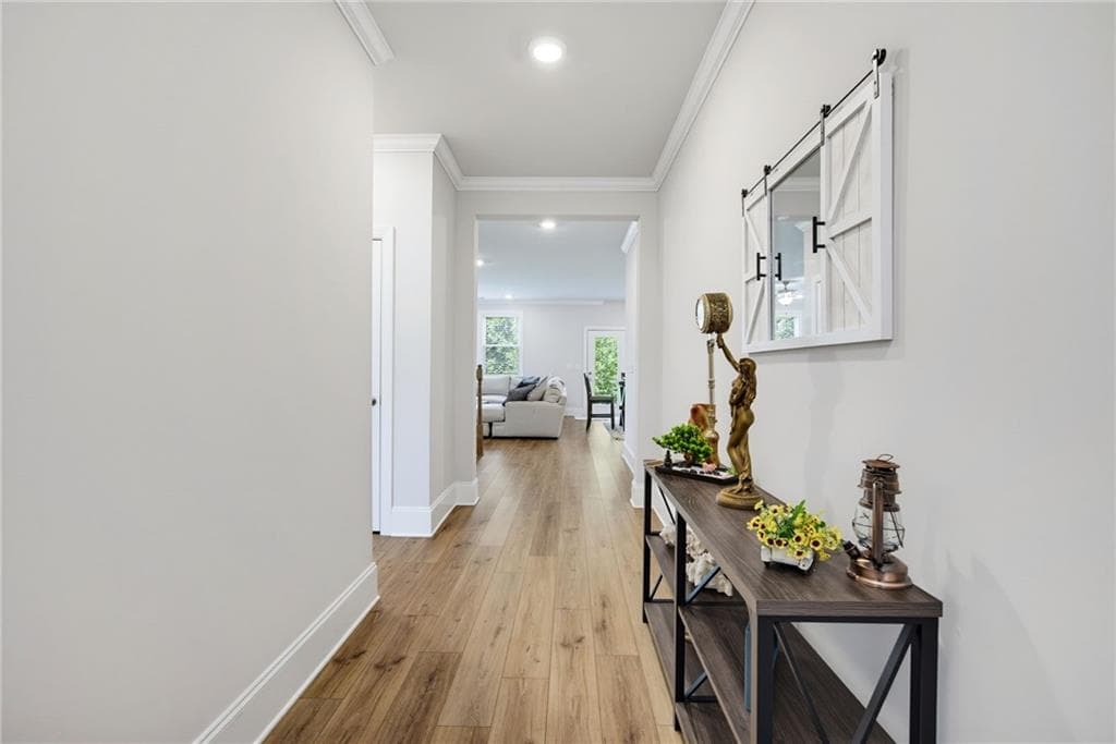 5 bedroom, 4 bathroom, 3,104 sq ft single family residence for sale at 518 Cunninghame Court, Peachtree City, GA 30269 — photo 6