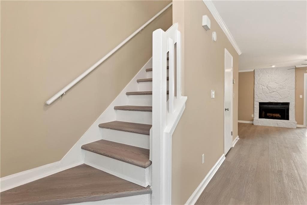 2 bedroom, 3 bathroom, 1,392 sq ft townhouse for sale at 3225 Tennington Place, Lawrenceville, GA 30044 — photo 8