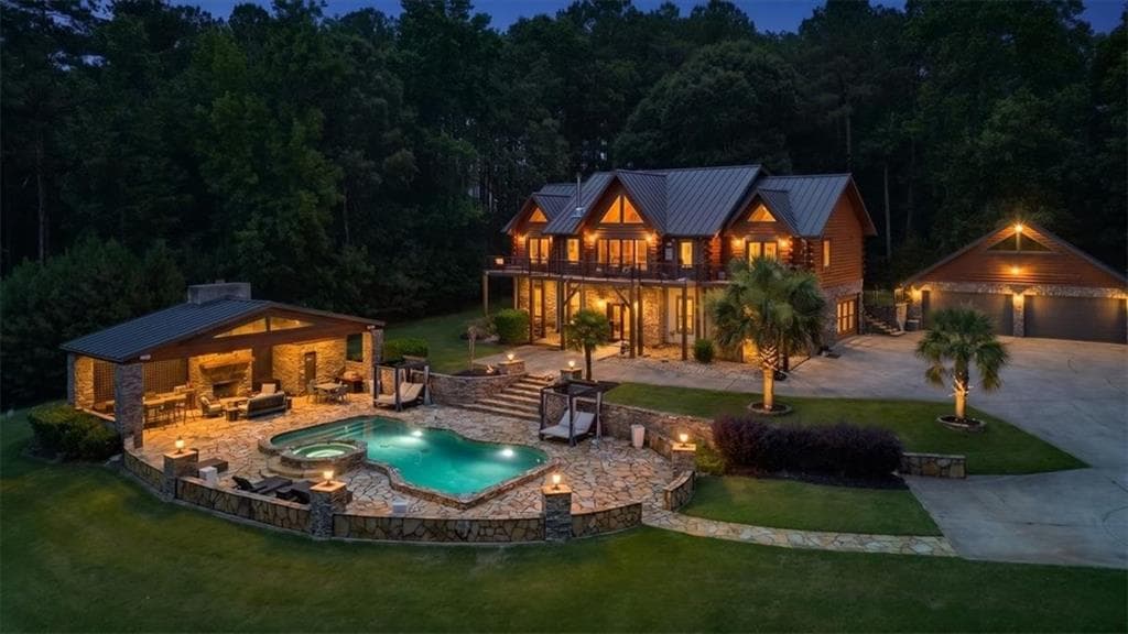 5 bedroom, 5 bathroom, 5,082 sq ft single family residence for sale at 4095 E Highway 166, Carrollton, GA 30116 — photo 2