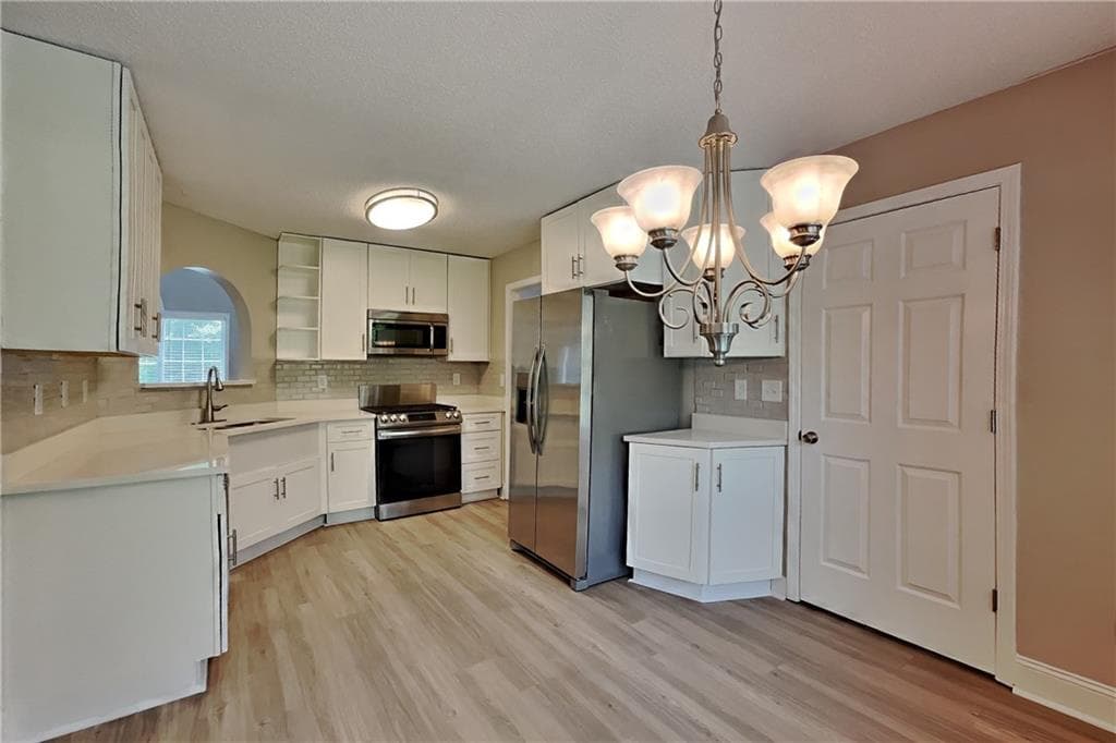 4 bedroom, 3 bathroom, 2,202 sq ft single family residence for rent at 3820 Pheasant Run Trace, Cumming, GA 30028 for $2,400 a month — photo 6