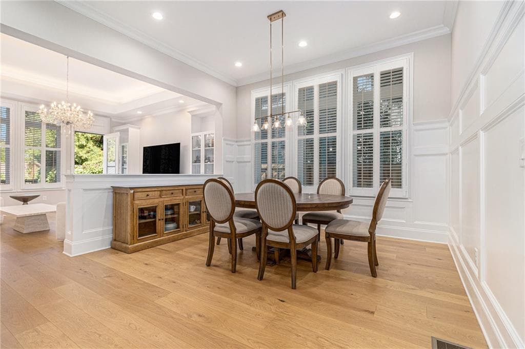8 bedroom, 7 bathroom, 6,700 sq ft single family residence for rent at 1094 wimberly road NE, Brookhaven, GA 30319 for $11,500 a month — photo 9