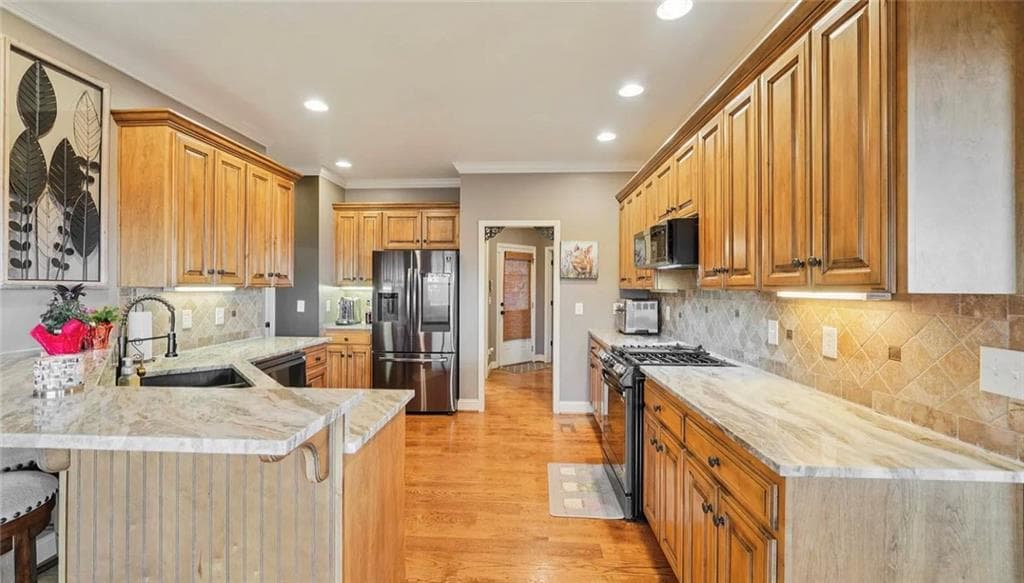 7 bedroom, 5 bathroom, 4,600 sq ft single family residence for rent at 920 Hillyer High, Anniston, AL 36207 for $3,000 a month — photo 7