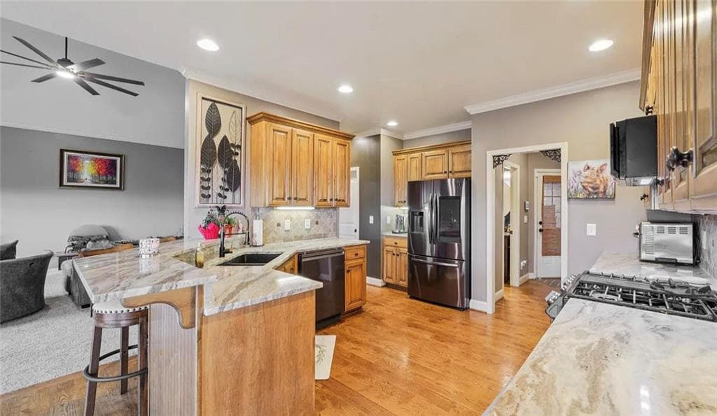 7 bedroom, 5 bathroom, 4,600 sq ft single family residence for rent at 920 Hillyer High, Anniston, AL 36207 for $3,000 a month — photo 8