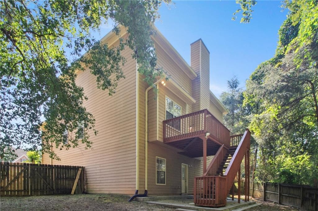 4 bedroom, 4 bathroom, 3,086 sq ft single family residence under contract at 2011 Chelton Way, Smyrna, GA 30080 — photo 3