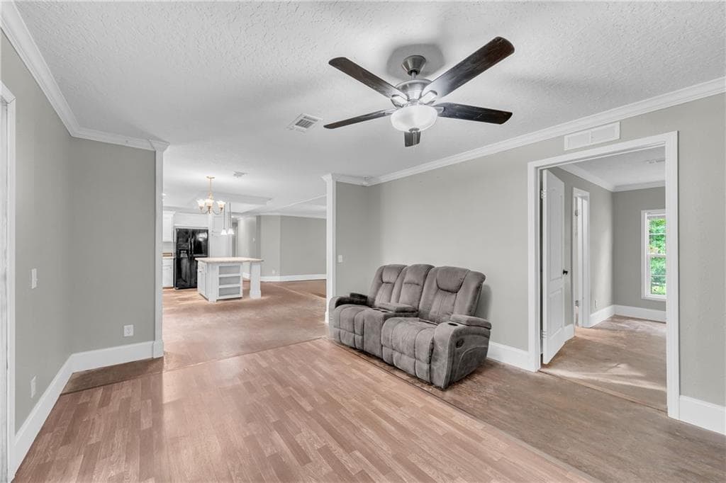 4 bedroom, 2 bathroom, 1,960 sq ft single family residence for sale at 81 Jarrett Lane, Gillsville, GA 30543 — photo 7