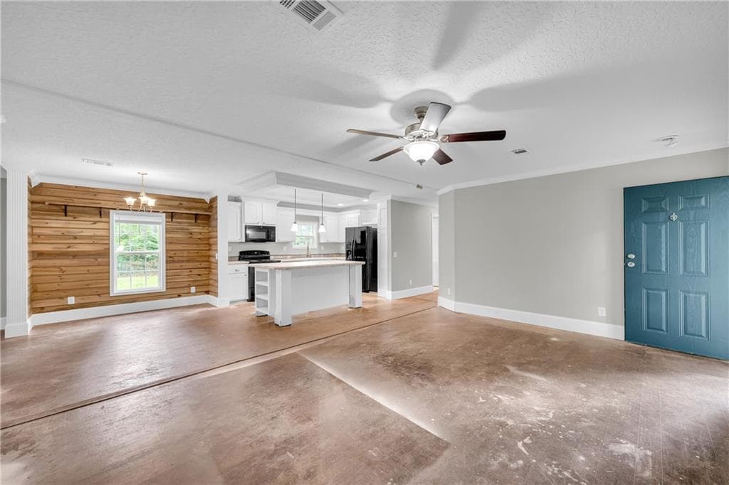 4 bedroom, 2 bathroom, 1,960 sq ft single family residence for sale at 81 Jarrett Lane, Gillsville, GA 30543 — photo 10
