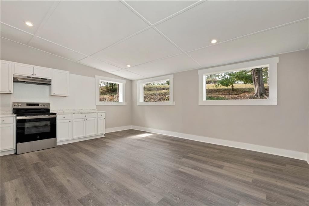 2 bedroom, 2 bathroom, 1,424 sq ft single family residence for sale at 75 Lake Drive, Dawsonville, GA 30534 — photo 7