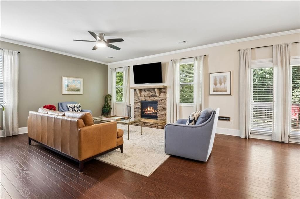 3 bedroom, 4 bathroom, 2,208 sq ft single family residence for sale at 6904 Big Sky Drive, Flowery Branch, GA 30542 — photo 9