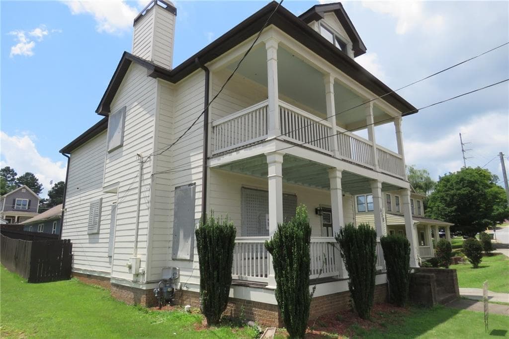 3 bedroom, 3 bathroom, 2,040 sq ft single family residence under contract at 658 Magnolia Street, Atlanta, GA 30314 — photo 3