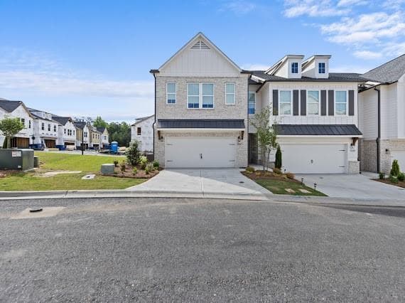4 bedroom, 4 bathroom, 2,670 sq ft townhouse for sale at 1237 Willowcrest Way, Cumming, GA 30041 — photo 2