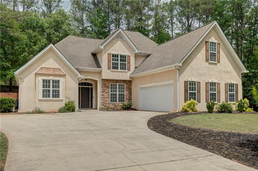4 bedroom, 3 bathroom, 2,260 sq ft single family residence for sale at 110 Rockglen Court, Fayetteville, GA 30215 — photo 1 of 40