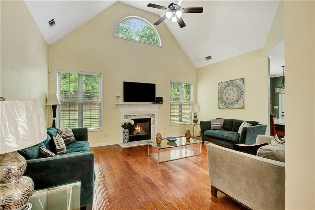 4 bedroom, 3 bathroom, 2,260 sq ft single family residence for sale at 110 Rockglen Court, Fayetteville, GA 30215 — photo 10
