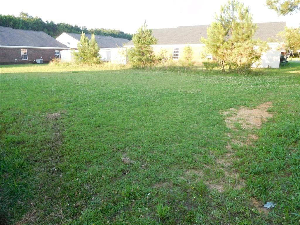 duplex under contract at 9 - 11 Tiger Lane, Rome, GA 30165 — photo 6