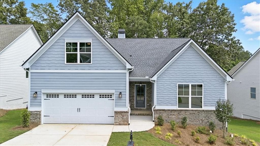 4 bedroom, 3 bathroom, 2,300 sq ft single family residence under contract at 4022 Links Blvd, Jefferson, GA 30549