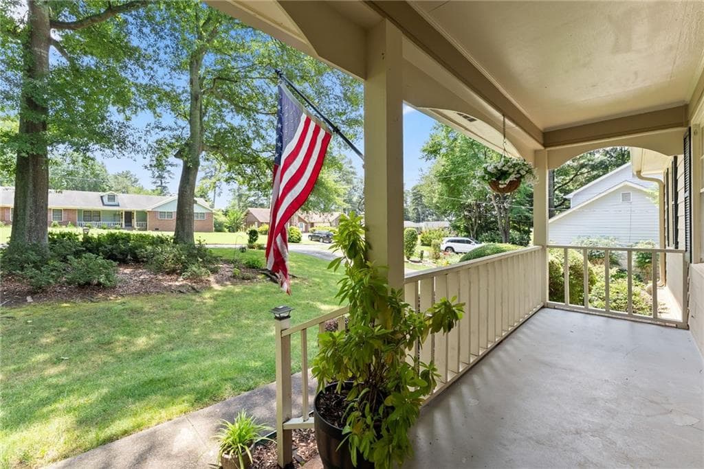 3 bedroom, 2 bathroom, 2,460 sq ft single family residence for sale at 1155 Lakeridge Court, Grayson, GA 30017 — photo 2