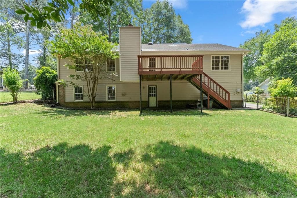 3 bedroom, 2 bathroom, 2,460 sq ft single family residence for sale at 1155 Lakeridge Court, Grayson, GA 30017 — photo 3