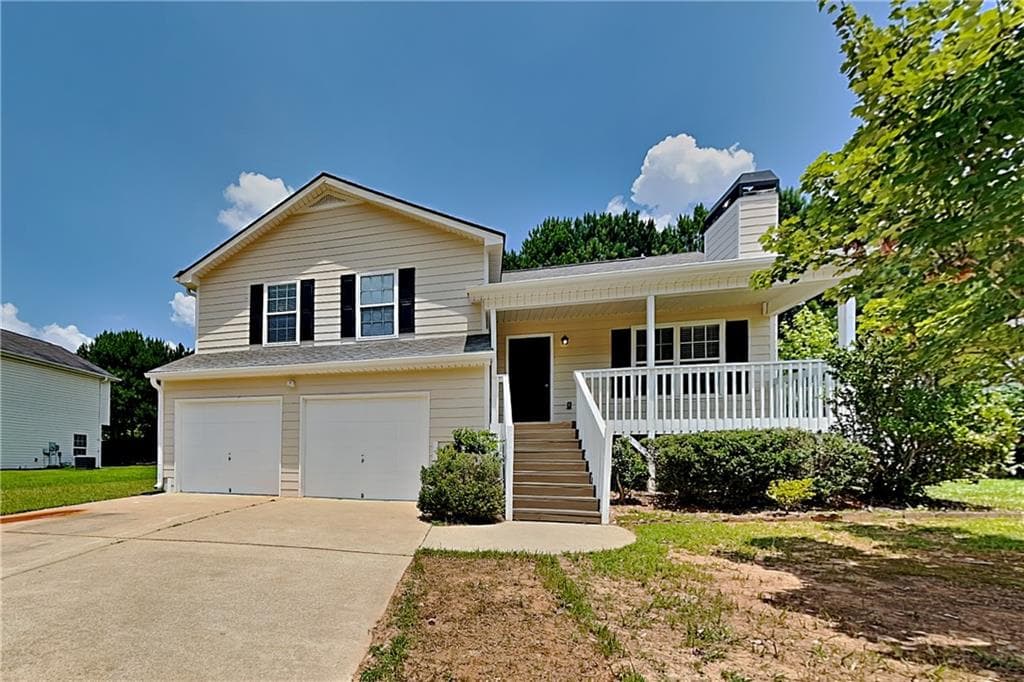 3 bedroom, 2 bathroom, 1,200 sq ft single family residence for rent at 110 Rockefeller Lane, Dallas, GA 30157 for $1,725 a month — photo 1 of 19