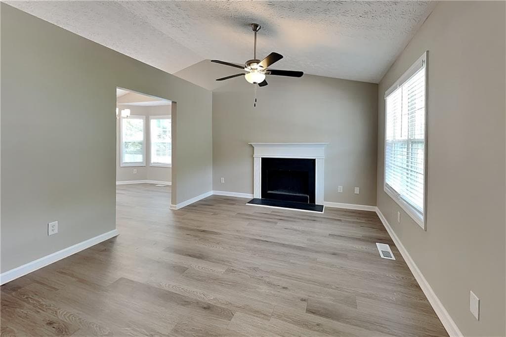 3 bedroom, 2 bathroom, 1,200 sq ft single family residence for rent at 110 Rockefeller Lane, Dallas, GA 30157 for $1,725 a month — photo 2