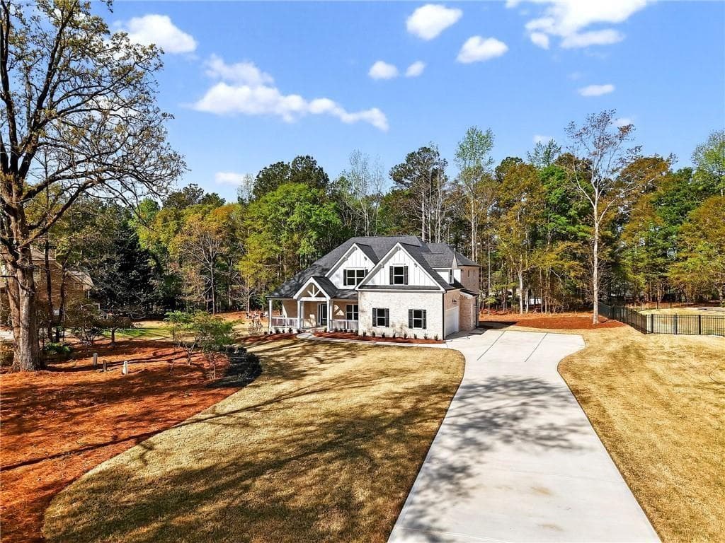 4 bedroom, 5 bathroom, 3,102 sq ft single family residence for sale at 1091 Deer Trail, Bishop, GA 30621 — photo 4