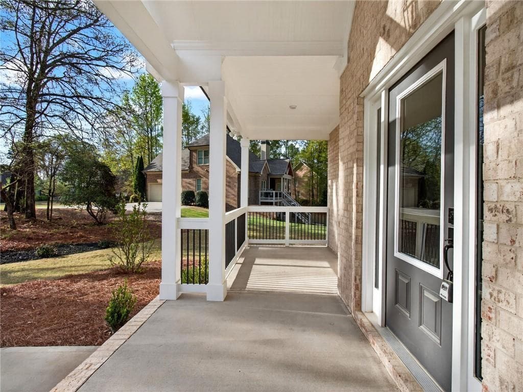 4 bedroom, 5 bathroom, 3,102 sq ft single family residence for sale at 1091 Deer Trail, Bishop, GA 30621 — photo 8