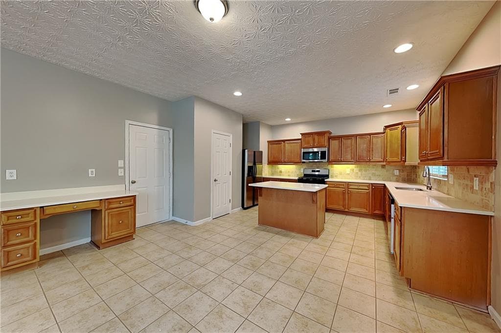 3 bedroom, 3 bathroom, 2,358 sq ft single family residence for rent at 231 Waterbury Way, Douglasville, GA 30134 for $2,075 a month — photo 6