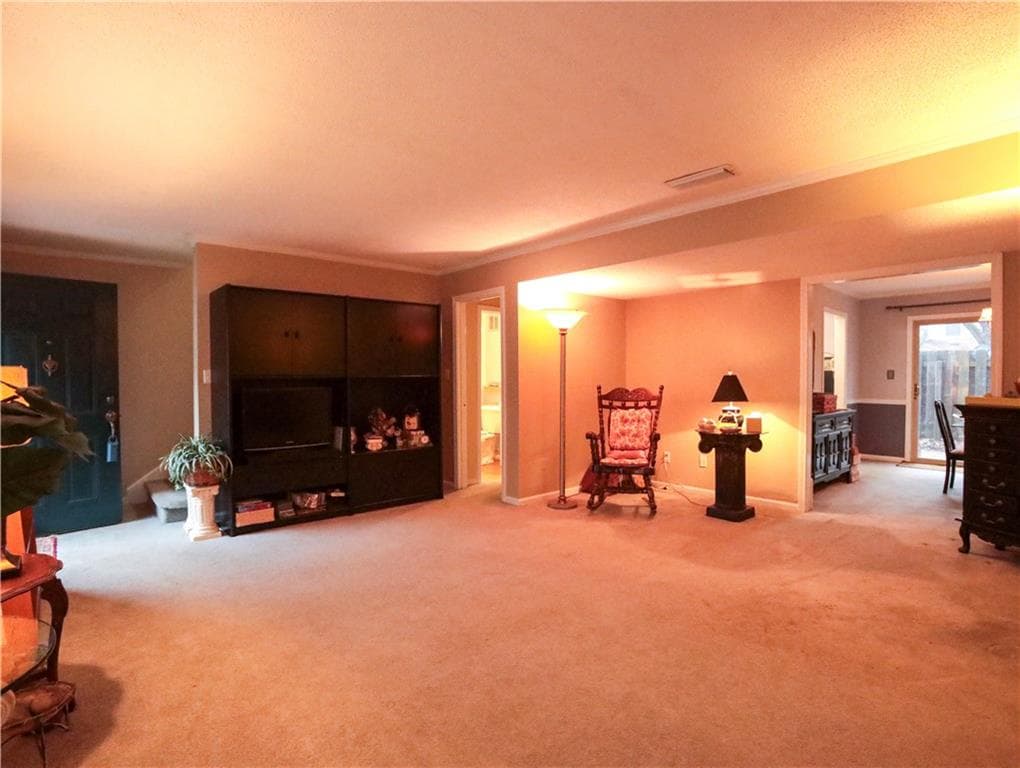 3 bedroom, 3 bathroom, 1,600 sq ft condominium for sale at 3463 Ashwood Lane, Atlanta, GA 30341 — photo 4
