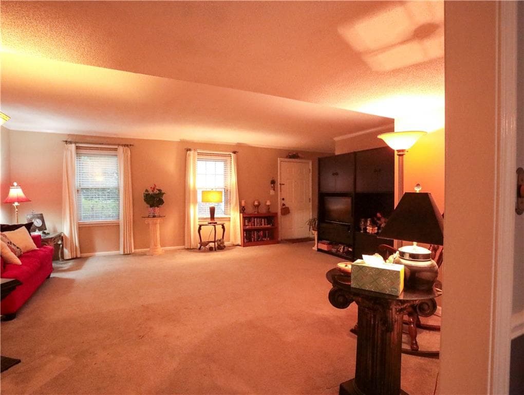3 bedroom, 3 bathroom, 1,600 sq ft condominium for sale at 3463 Ashwood Lane, Atlanta, GA 30341 — photo 5